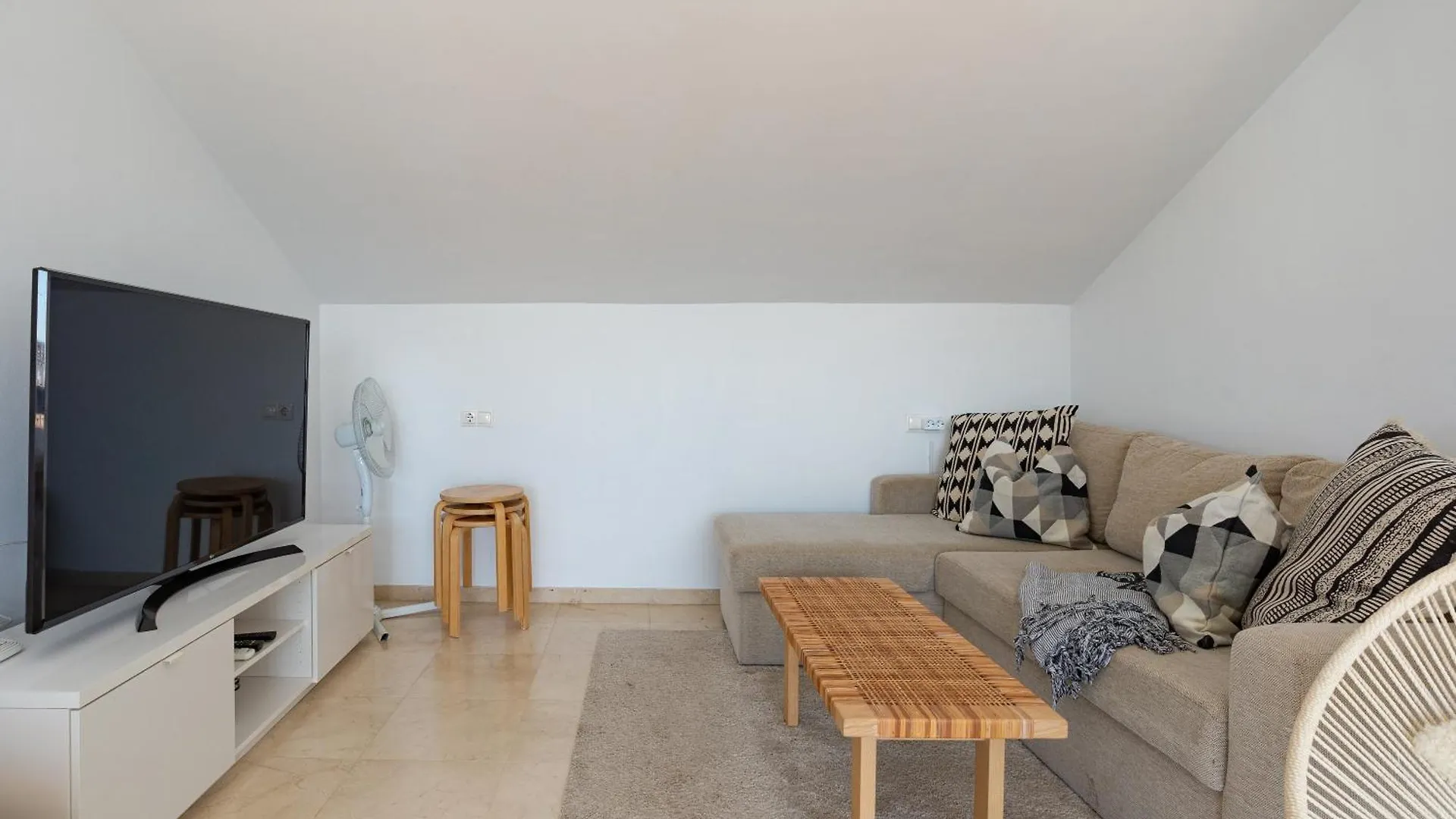 Modern Townhouse With Stunning View Villa Fuengirola