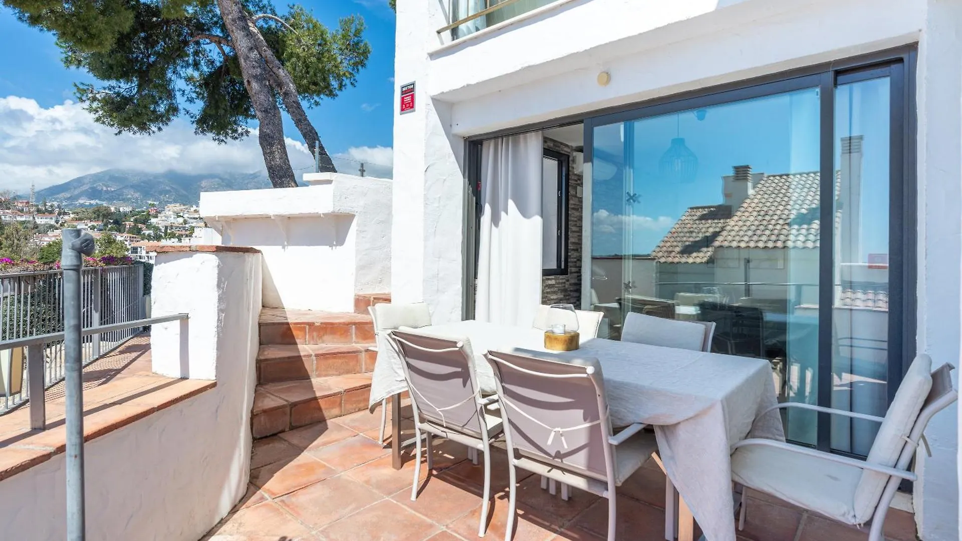 Modern Townhouse With Stunning View Villa Fuengirola